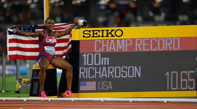 芬兰田径选手打破纪录夺得冠军