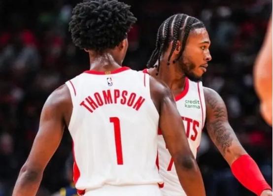 爱游戏登录入口-黑马崛起：女足赛事中的惊喜连连