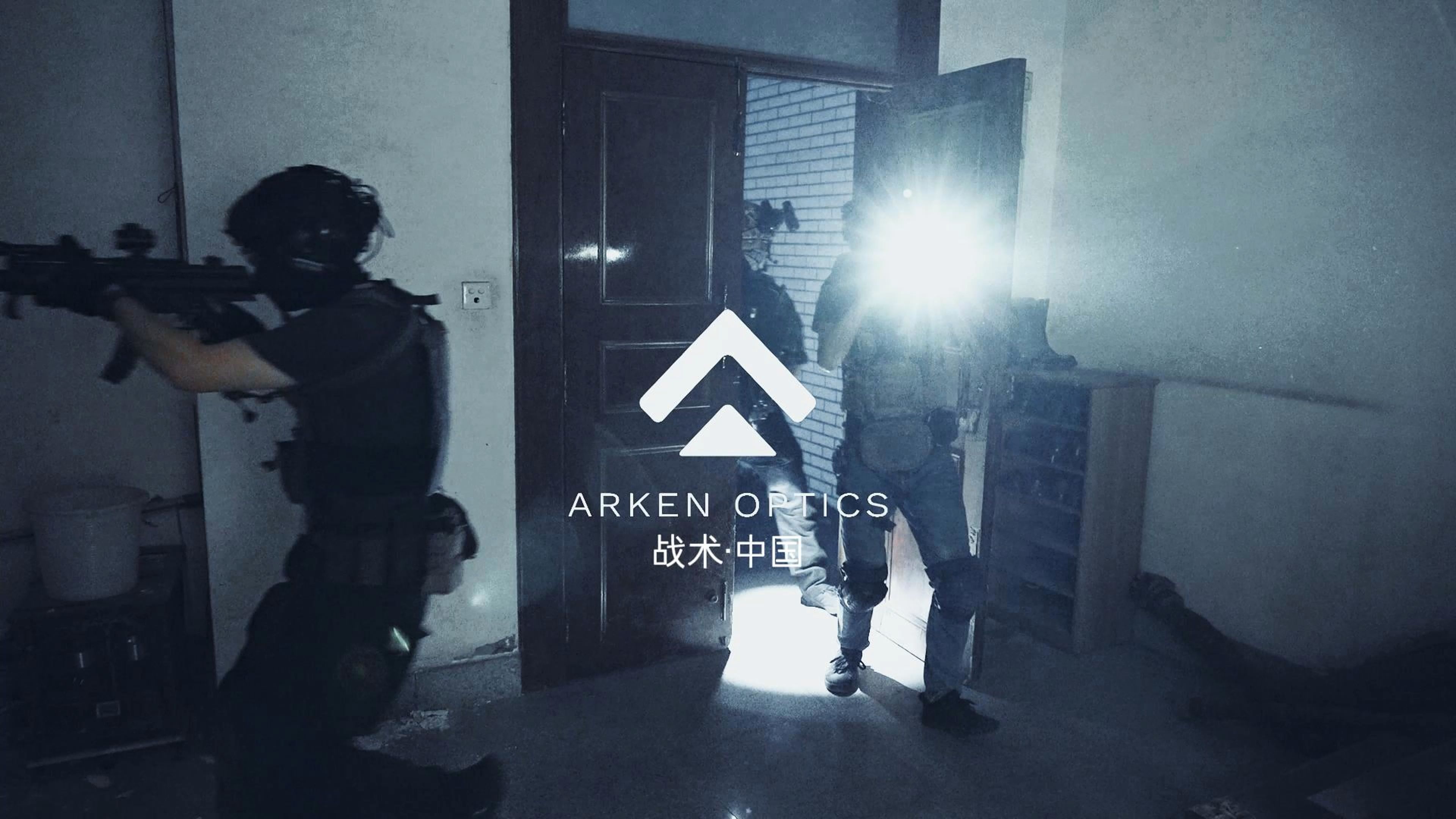 包含摩尔斯比克队主教练调整战术，或期待取得好成绩的词条