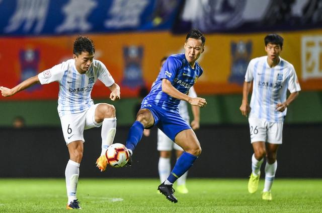 关于富力客场告负，球队防线频频失误的信息