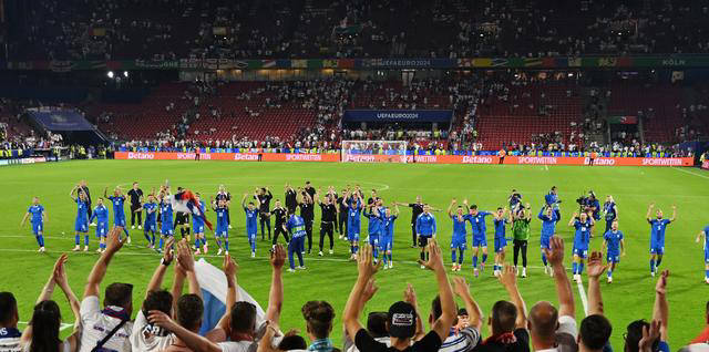 爱游戏官网-关于欧洲区冠军赛实人，球员查询储核心积头队动整场的信息