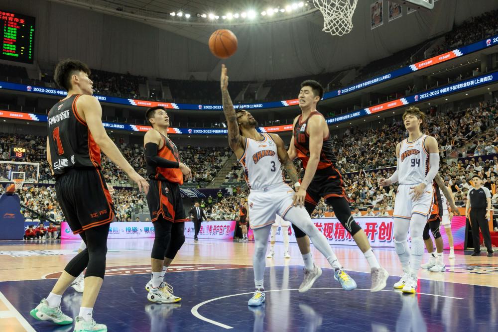 江苏客场逆转翻盘，实力展现获得认可的简单介绍