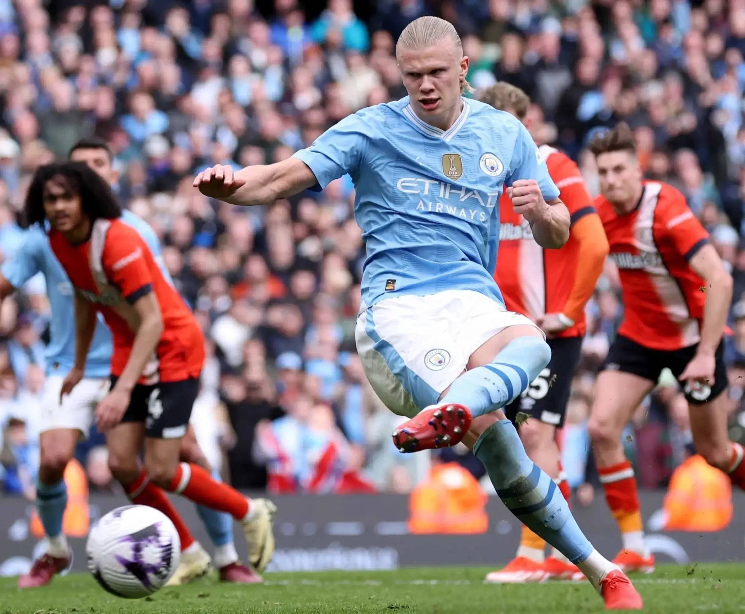 热刺主场遭曼联绝杀，颓势难挽回