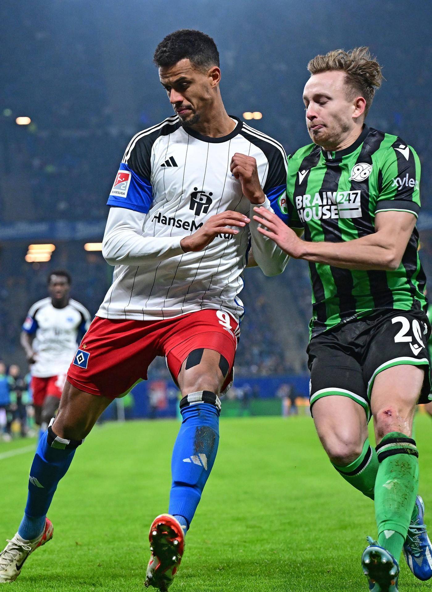 汉诺威队联赛表现抢眼，获得赞誉