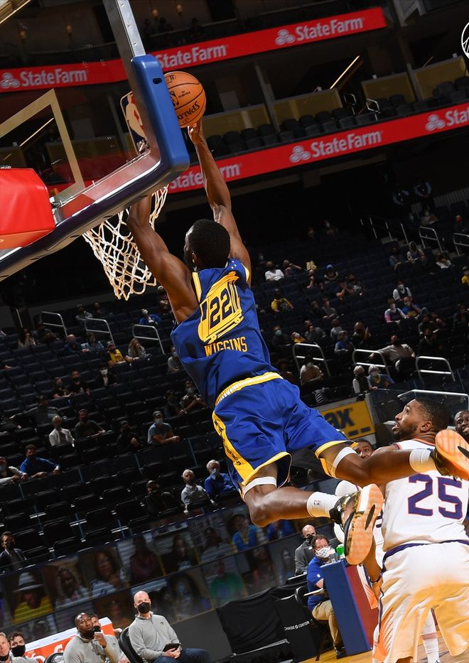 天才球员再次砍下超高得分,成为场上焦点 天才球员再次砍下超高得分,成为场上焦点