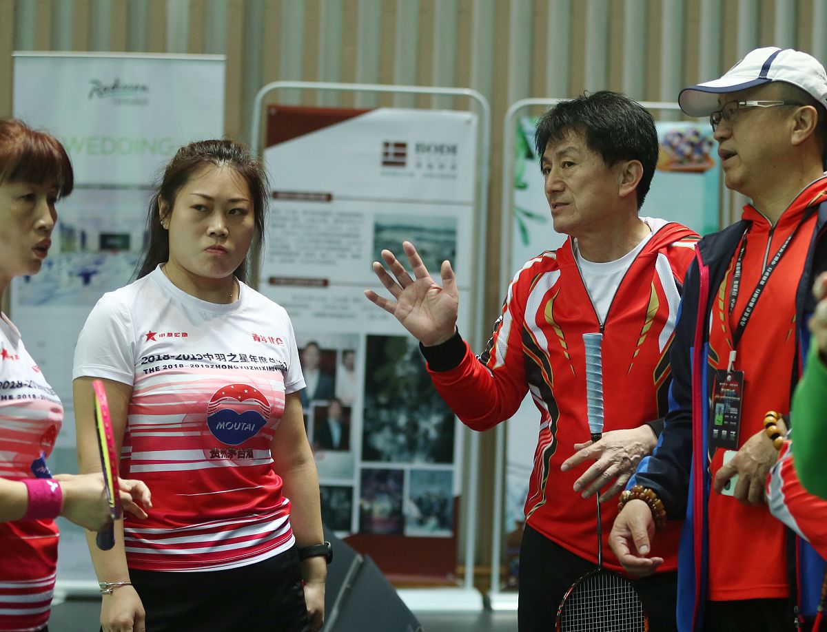 爱游戏app-包含赛场上球员们大放异彩，精湛技术令人叹为观止的词条