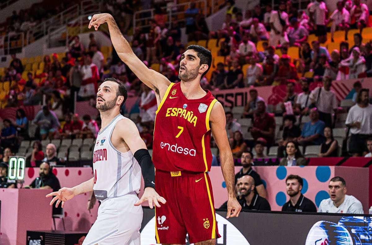 爱游戏入口-关于灰熊遭遇连败，球队整体表现低迷不振的信息