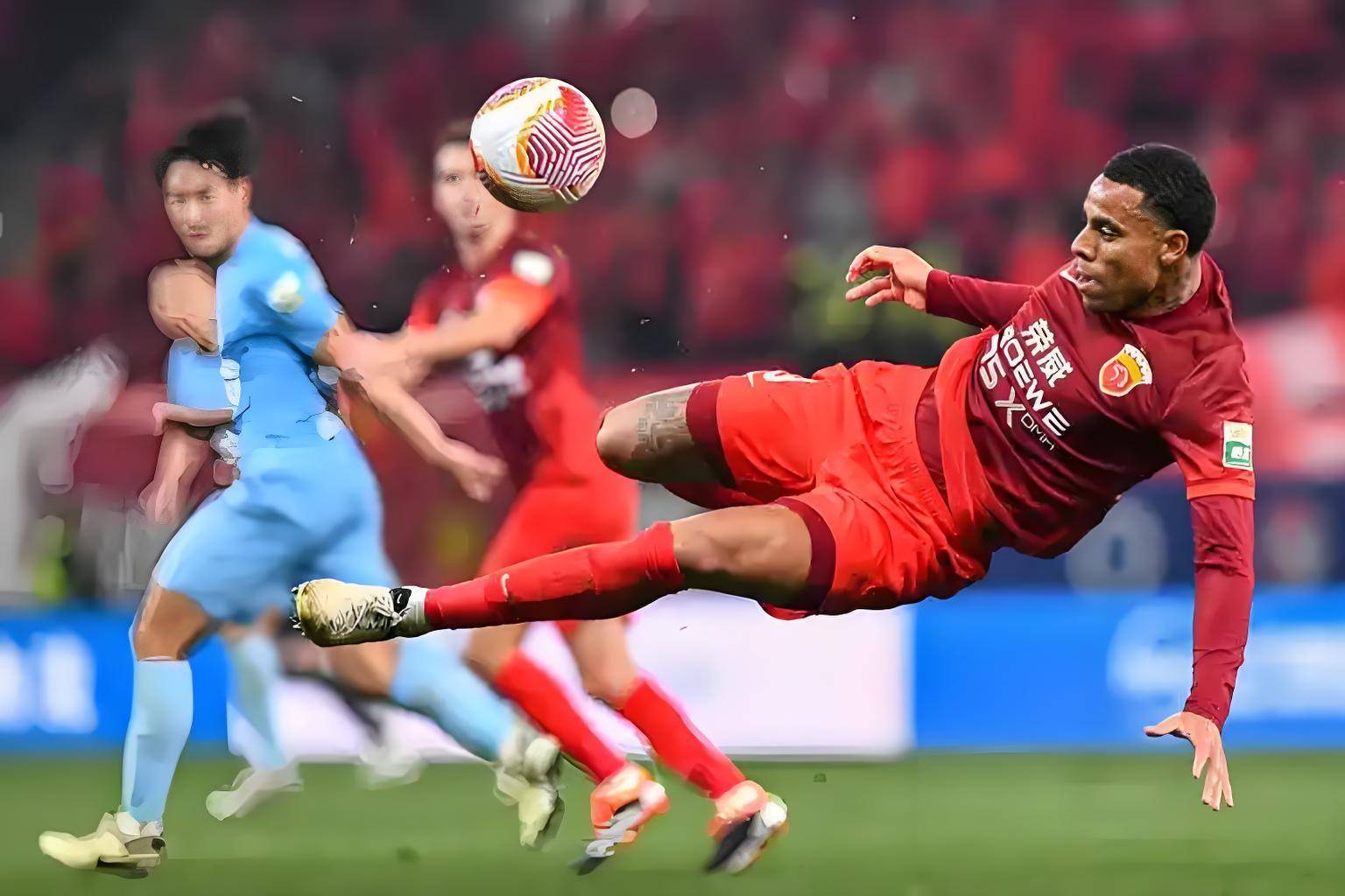 关于巴黎圣日耳曼势必崛起：欧冠赛场演绎传奇的信息