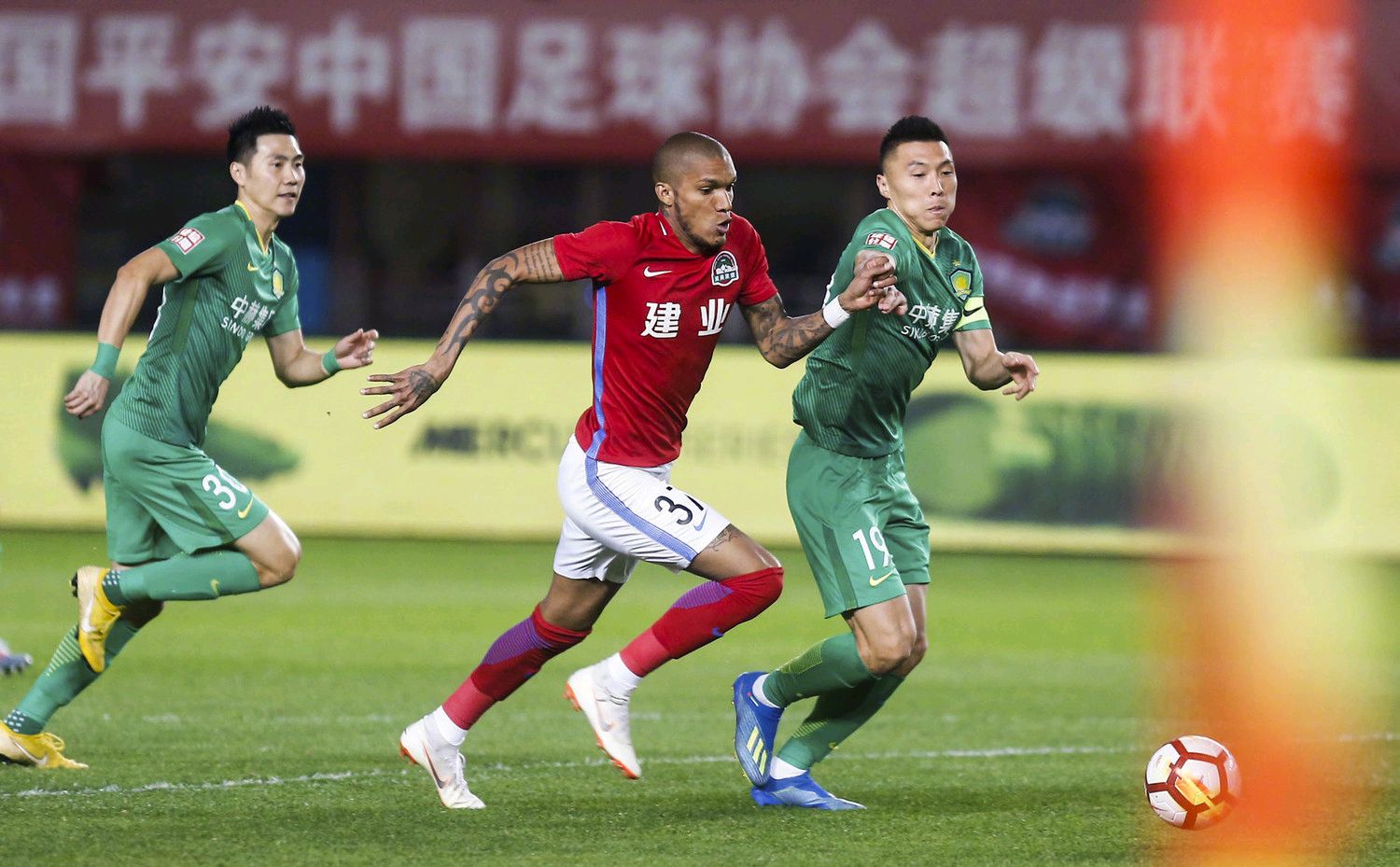 爱游戏登录-关于国安不敌建业，保级形势严峻的信息